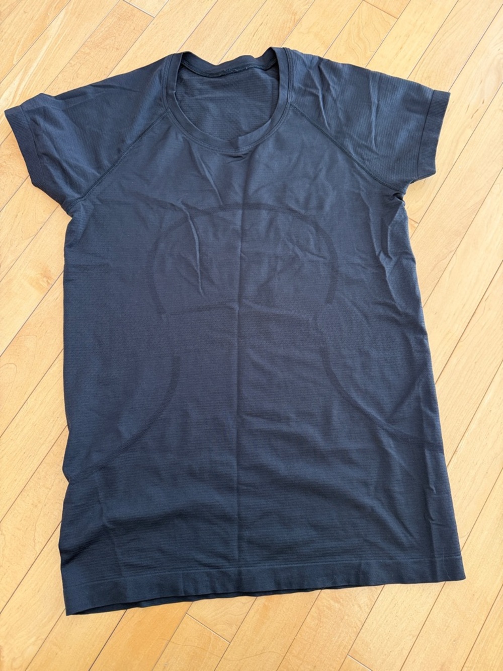 🖤 Lululemon Fast & Free Waist-Length Tee – Size 10 🖤